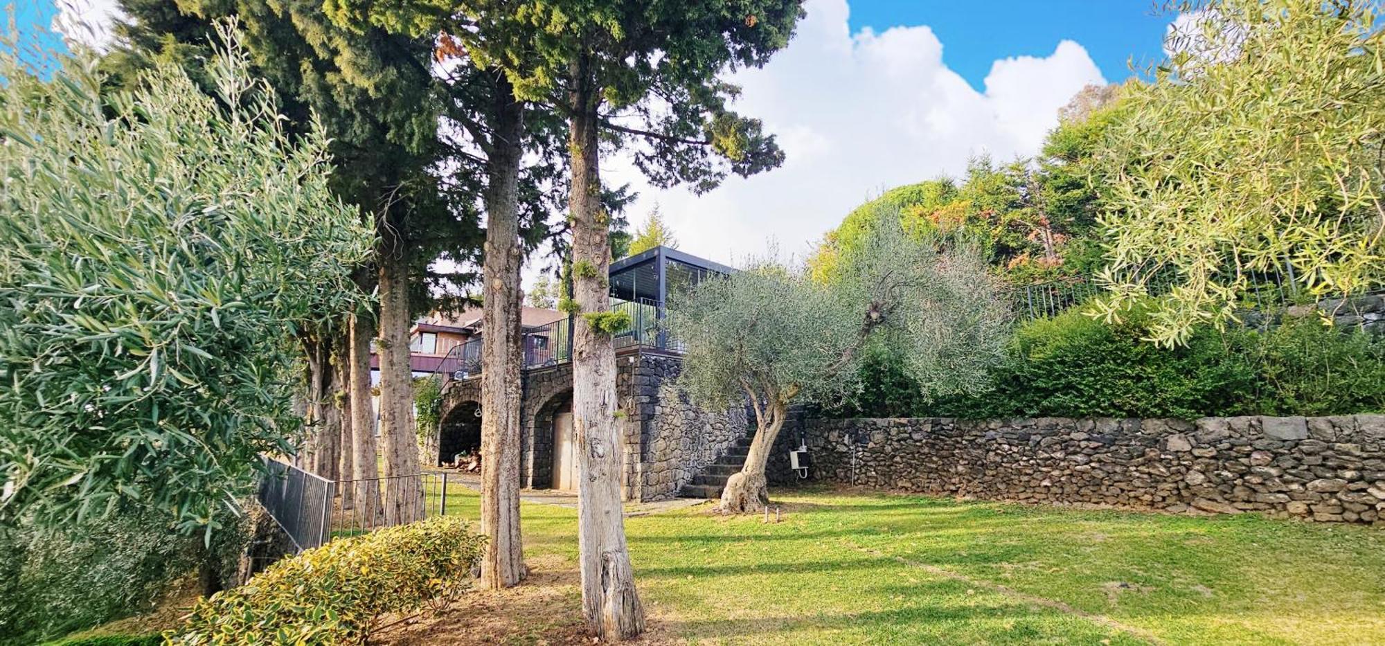 Rahal - Etna Luxury And Design Home Catania Bagian luar foto